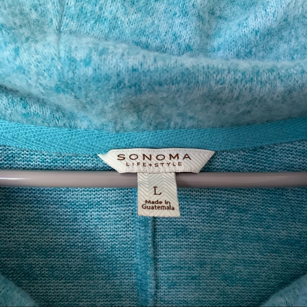 pullover - Picture 2 of 2